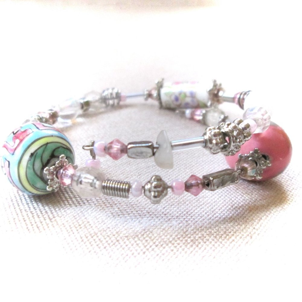 "Free Spirit" pink boho chic beaded bracelet